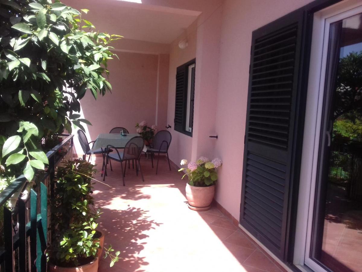 Jordan Apartamento Kaštela Exterior foto